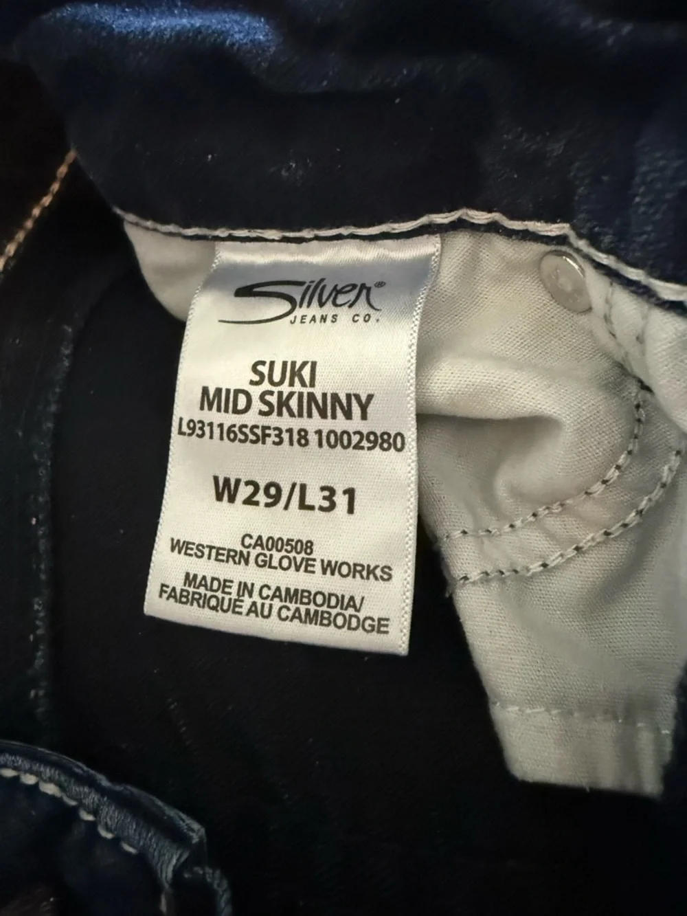 SILVER Suki Dark Wash Denim Jeans - Button Front - Picture 2 of 4